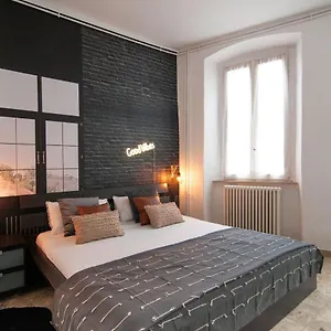 https://kasamee-academy-industrial-chic.it-lombardy.com
