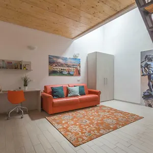 https://emma-olga-apartments-in-the-city-centre.it-tuscanyhotel.com