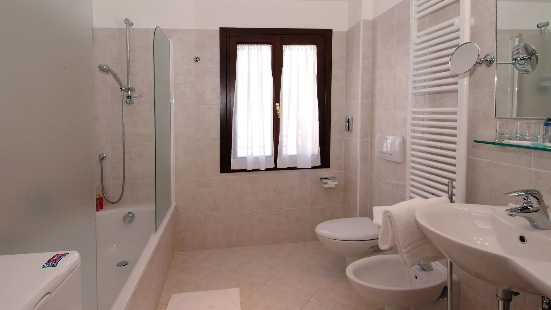Residence Corte Grimani Venice 3*,